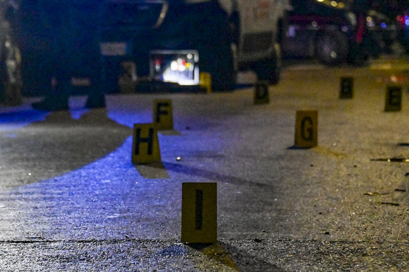 Spari in strada a Roma, morto un 33enne - RIPRODUZIONE RISERVATA