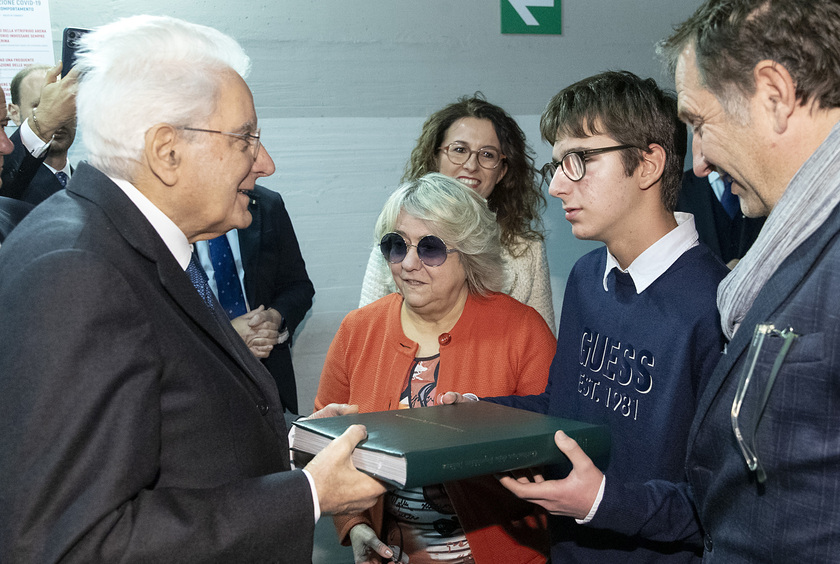 Mattarella a Vallefoglia prima di andare a Pesaro - RIPRODUZIONE RISERVATA