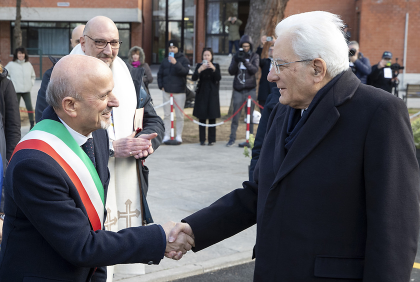 Mattarella a Vallefoglia prima di andare a Pesaro - RIPRODUZIONE RISERVATA