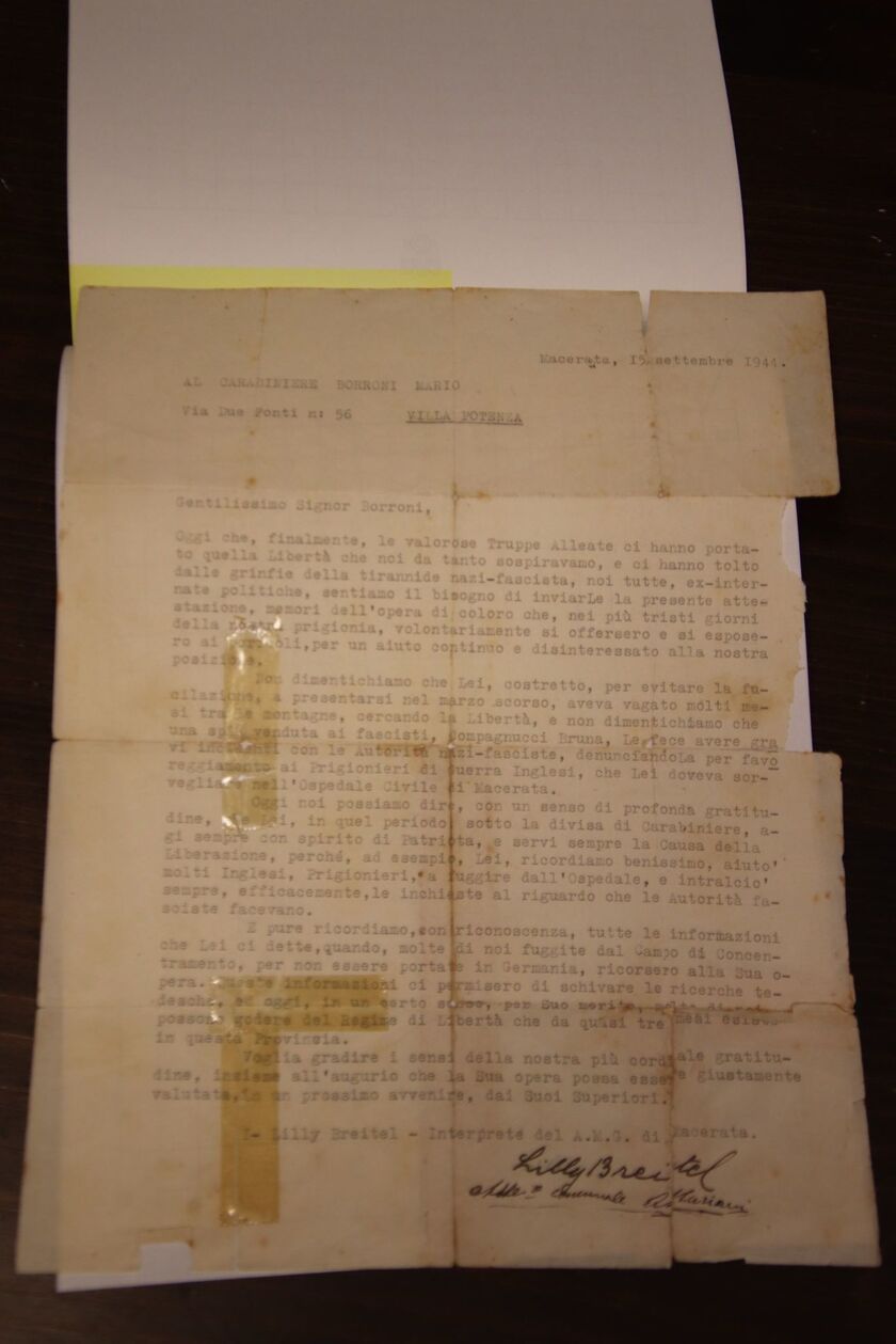 Da lettera del 1944 scopre che padre aiutò ebrei e prigionieri - RIPRODUZIONE RISERVATA