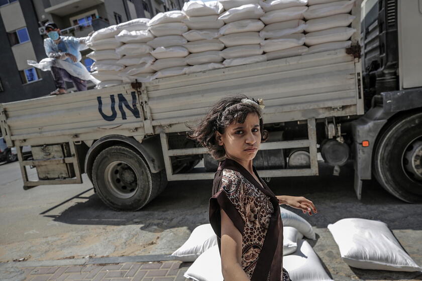 United Nation Relief and Works Agency (UNRWA) food distribution - RIPRODUZIONE RISERVATA