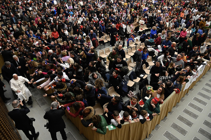 Pope Francis ' Audience with the Confirmands of the Archdiocese of Bari-Bitonto - RIPRODUZIONE RISERVATA