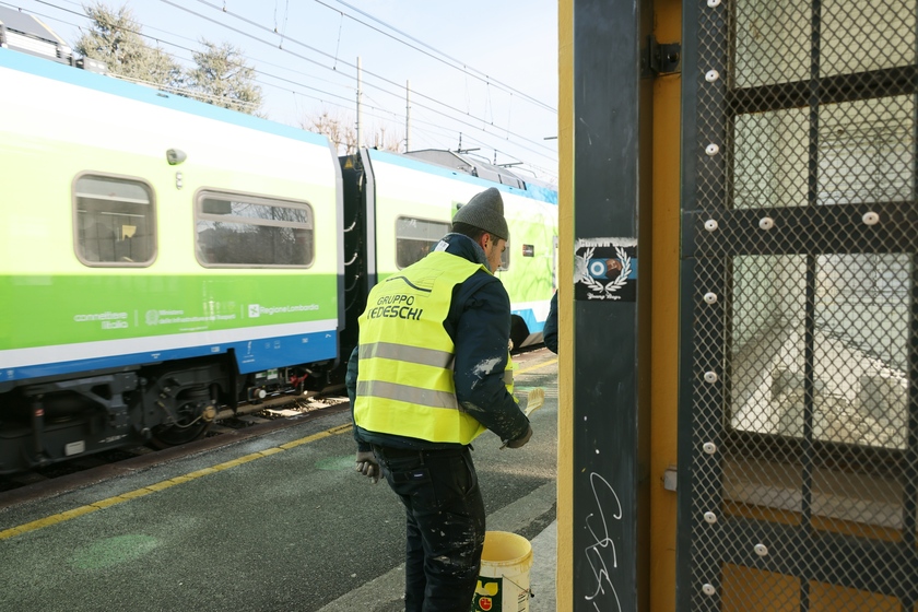 ++ Operaio travolto e ucciso da treno nel Bresciano ++ - RIPRODUZIONE RISERVATA