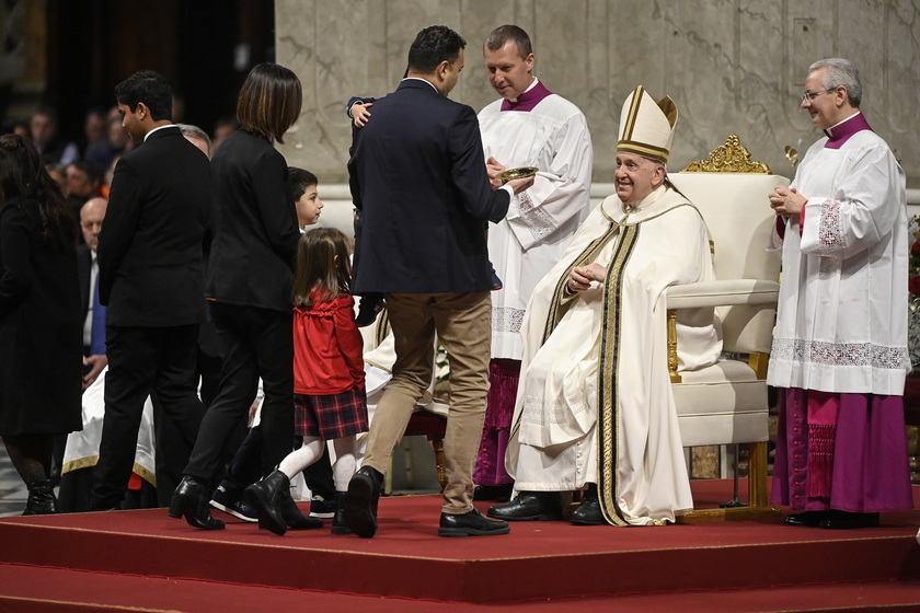 Il Papa, l 'annuncio della Pasqua 2024, sarà domenica 31 marzo - RIPRODUZIONE RISERVATA