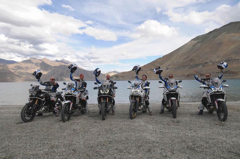 Honda Africa Twin sui passi dell’Himalaya