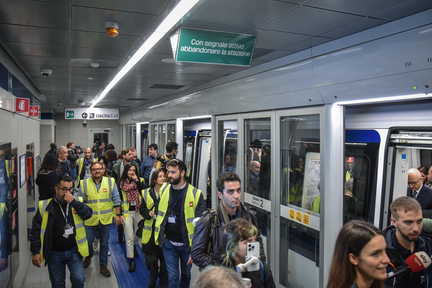 Milano inaugura la metro M4. Sala, 'è un'opera epocale'