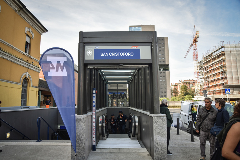 Milano inaugura la metro M4. Sala, 'è un'opera epocale'