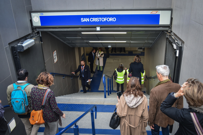 Milano inaugura la metro M4. Sala, 'è un'opera epocale'