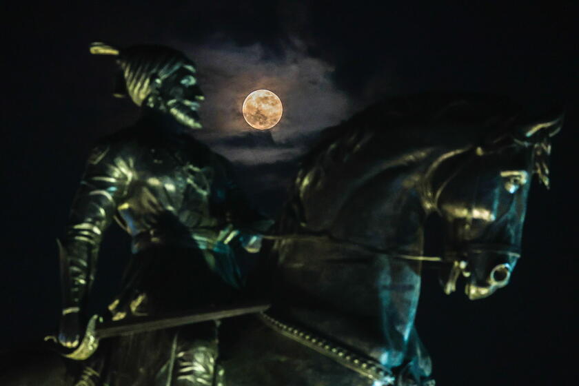 Supermoon rises over India