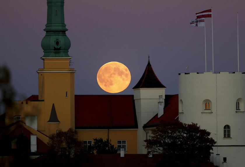 Supermoon rises over Riga