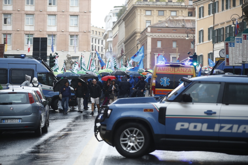 Al via lo sciopero dell'automotive, metalmeccanici in piazza