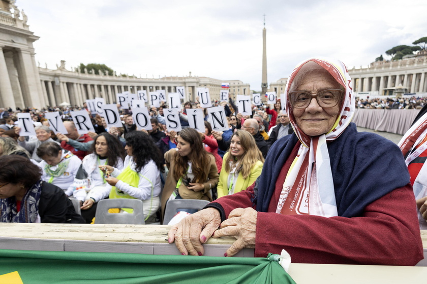 Pope Francis canonizes 'Martyrs of Damascus', three others in the Vatican