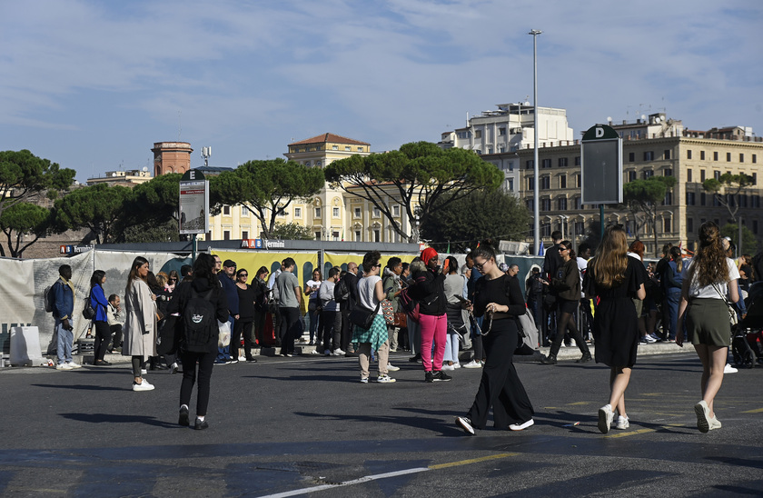 A Roma metro chiuse per sciopero, l'8/11 è stop nazionale