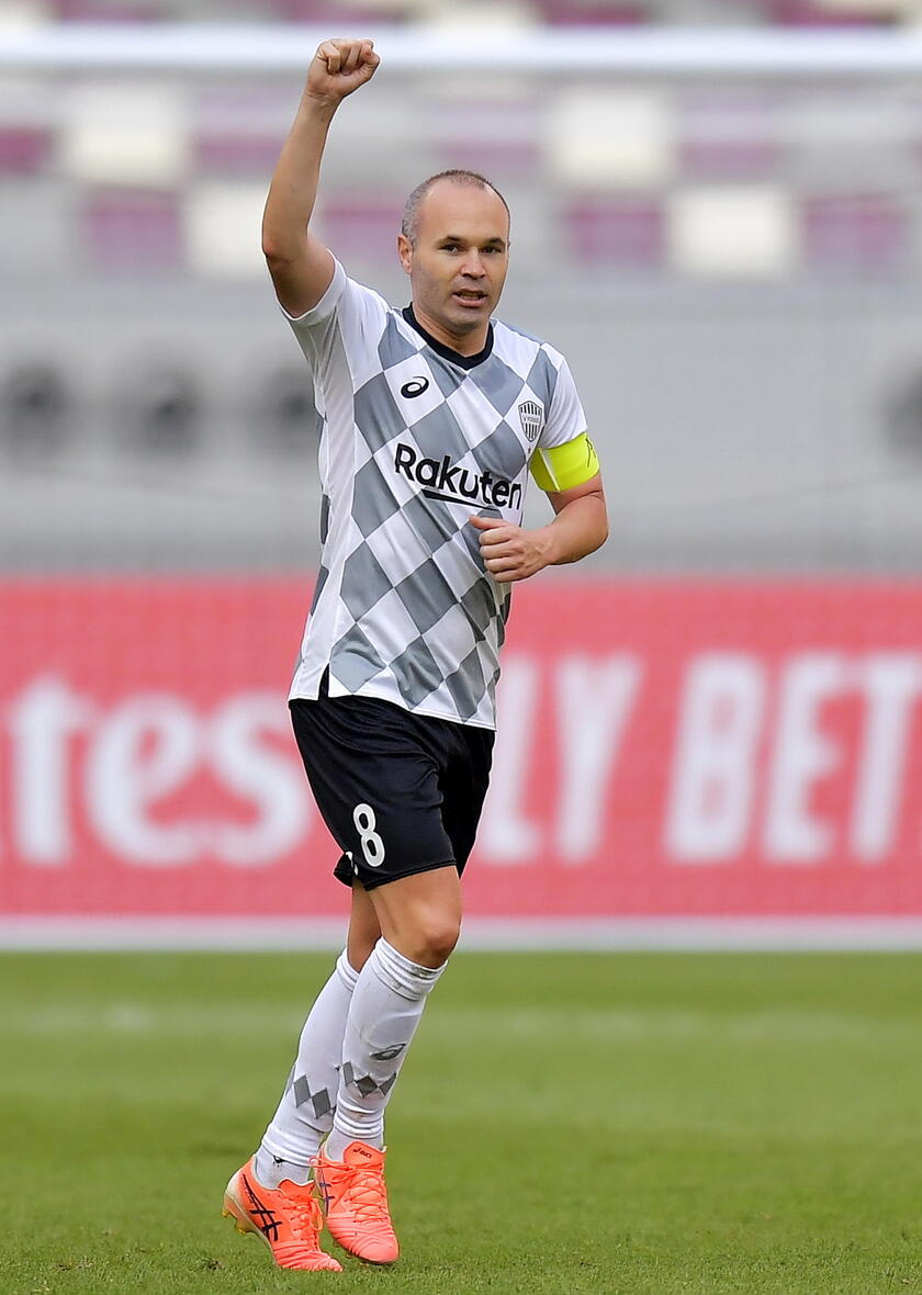 Andres Iniesta contract extension with Vissel Kobe