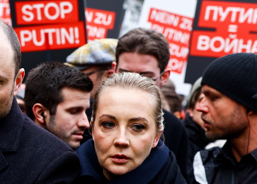 Anti-war demonstration in Berlin led by prominent Russian opposition figures