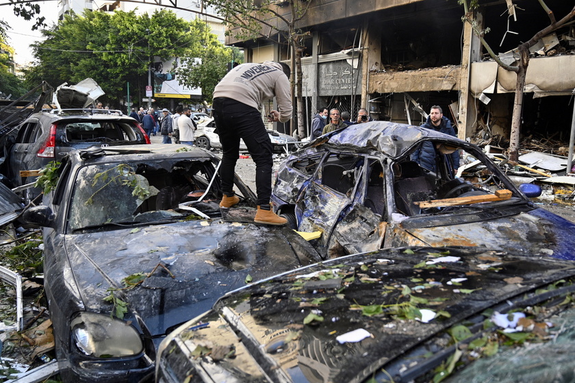 Israeli airstrike hit Mar Elias street in central Beirut 