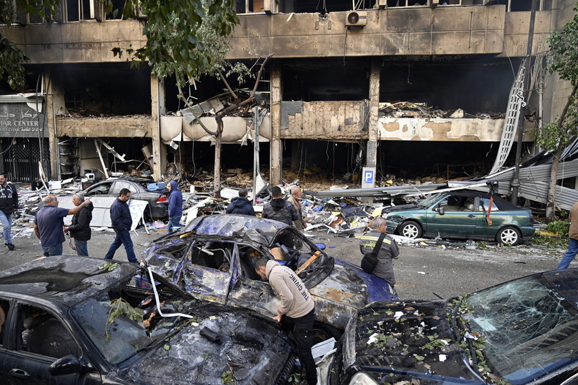 Israeli airstrike hit Mar Elias street in central Beirut 