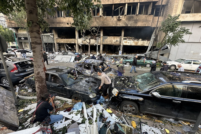 Israeli airstrike hit Mar Elias street in central Beirut 