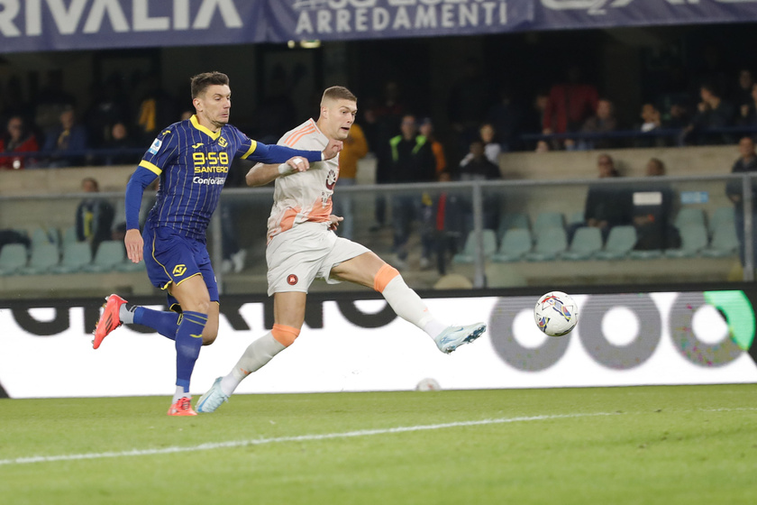 Soccer: Serie A; Hellas Verona vs AS Roma