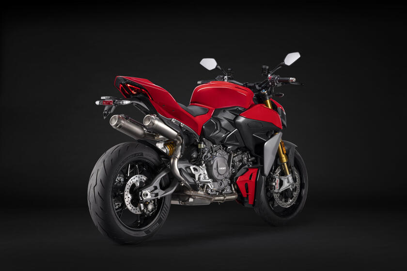 Ducati Panigale V2 e Ducati Streetfighter V2