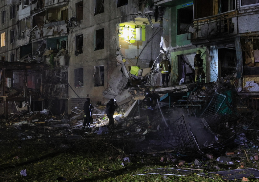 At least 25 injured in glide bomb strike on Kharkiv