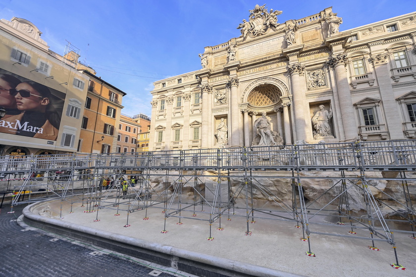 Apre la passerella panoramica della Fontana di Trevi