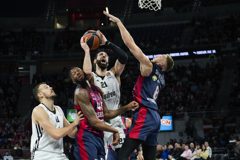 Basketball EuroLeague - Baskonia vs Bologna