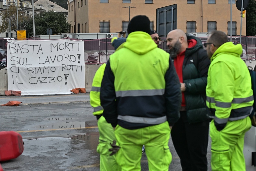 Operaio morto, sindacati in strada 'si investe troppo poco'