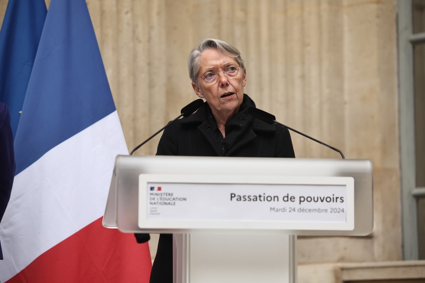 Handover ceremonies after government reshuffle in France 