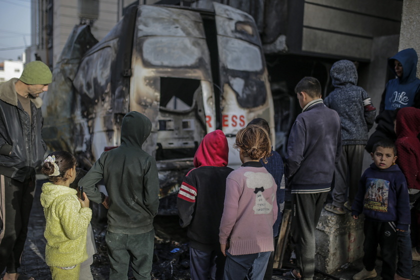 Five journalists killed in overnight Israeli strike in central Gaza