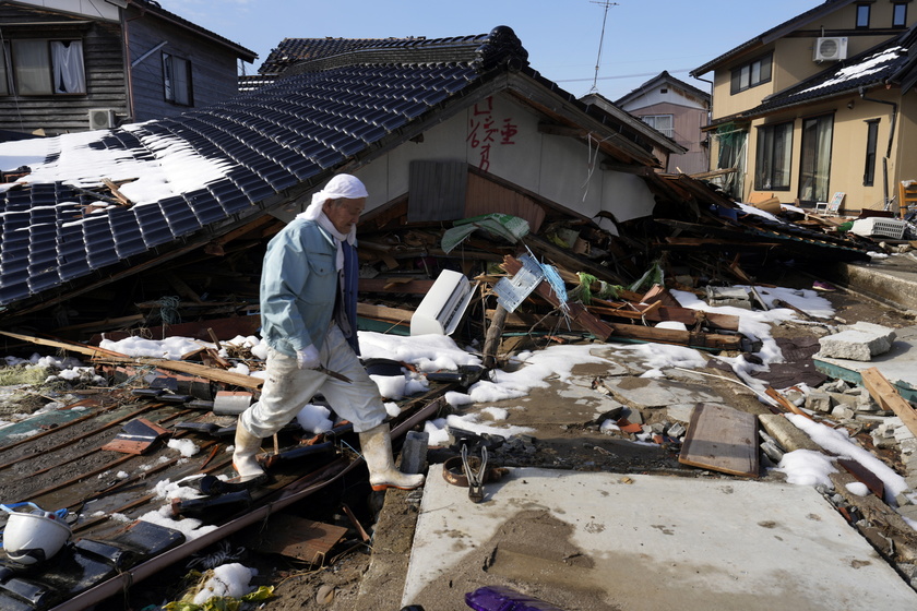 Damage in Suzu, Japan, one month after New Year 's Day earthquake - RIPRODUZIONE RISERVATA