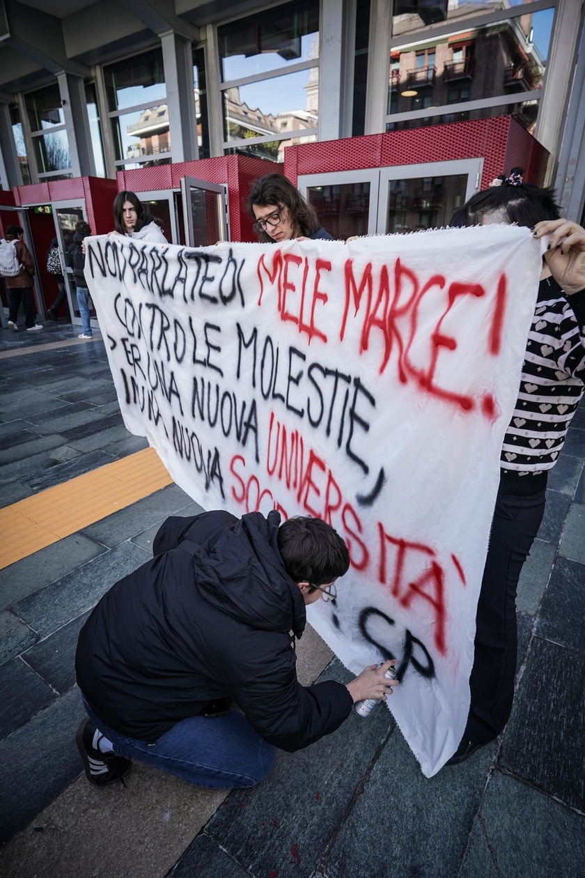 Molestie a UniTo: studenti,  'blocchiamo le lezioni ' - RIPRODUZIONE RISERVATA