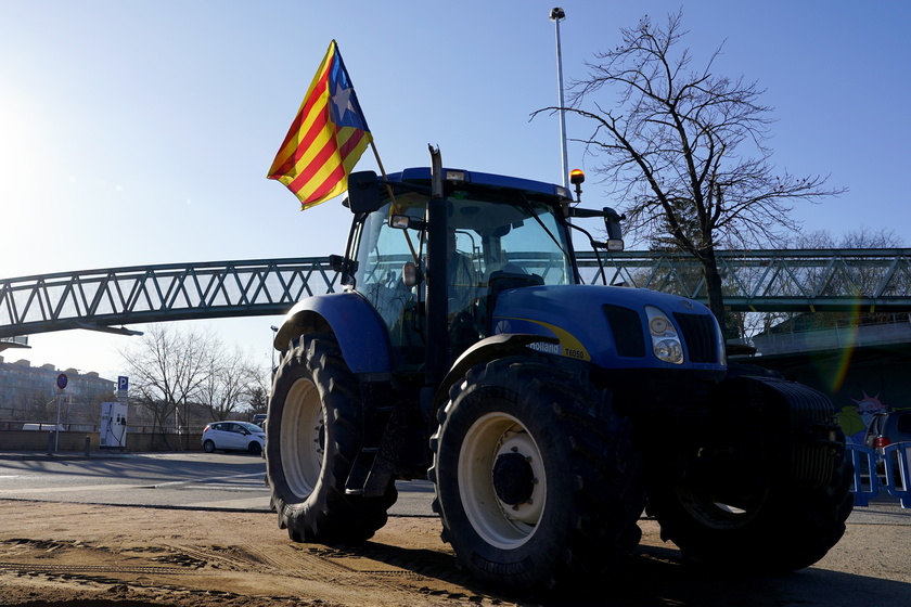 Farmers continue to protest in Spain - RIPRODUZIONE RISERVATA