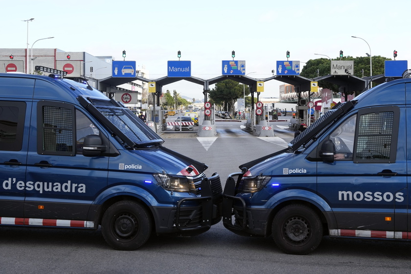 Farmers continue to protest in Spain - RIPRODUZIONE RISERVATA