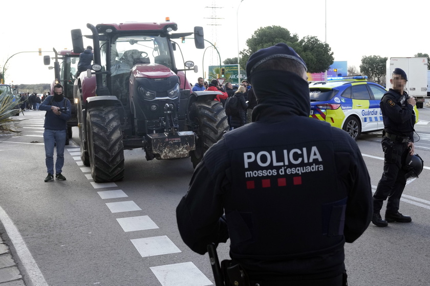 Farmers continue to protest in Spain - RIPRODUZIONE RISERVATA