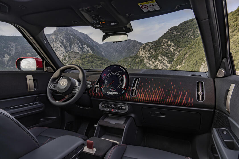 Mini Countryman John Cooper Works - RIPRODUZIONE RISERVATA