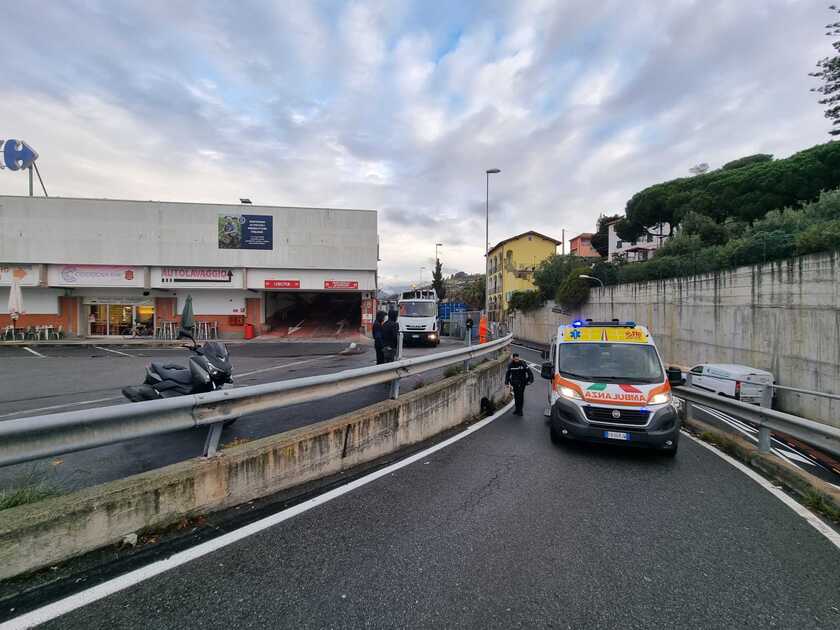 ++ Studente morto a Sanremo, fermato l 'autista di un Tir ++ - RIPRODUZIONE RISERVATA