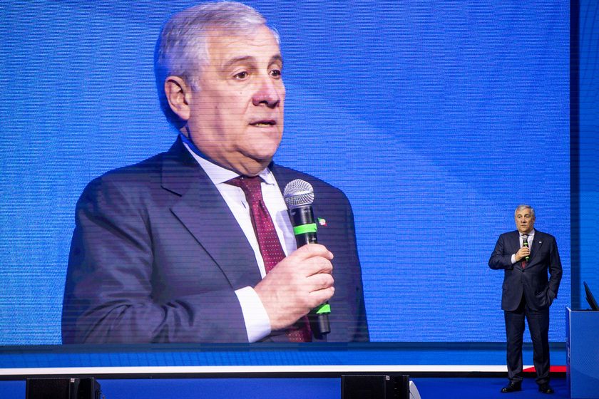 Tajani, a fianco dell 'Ucraina per tutto il tempo necessario - RIPRODUZIONE RISERVATA