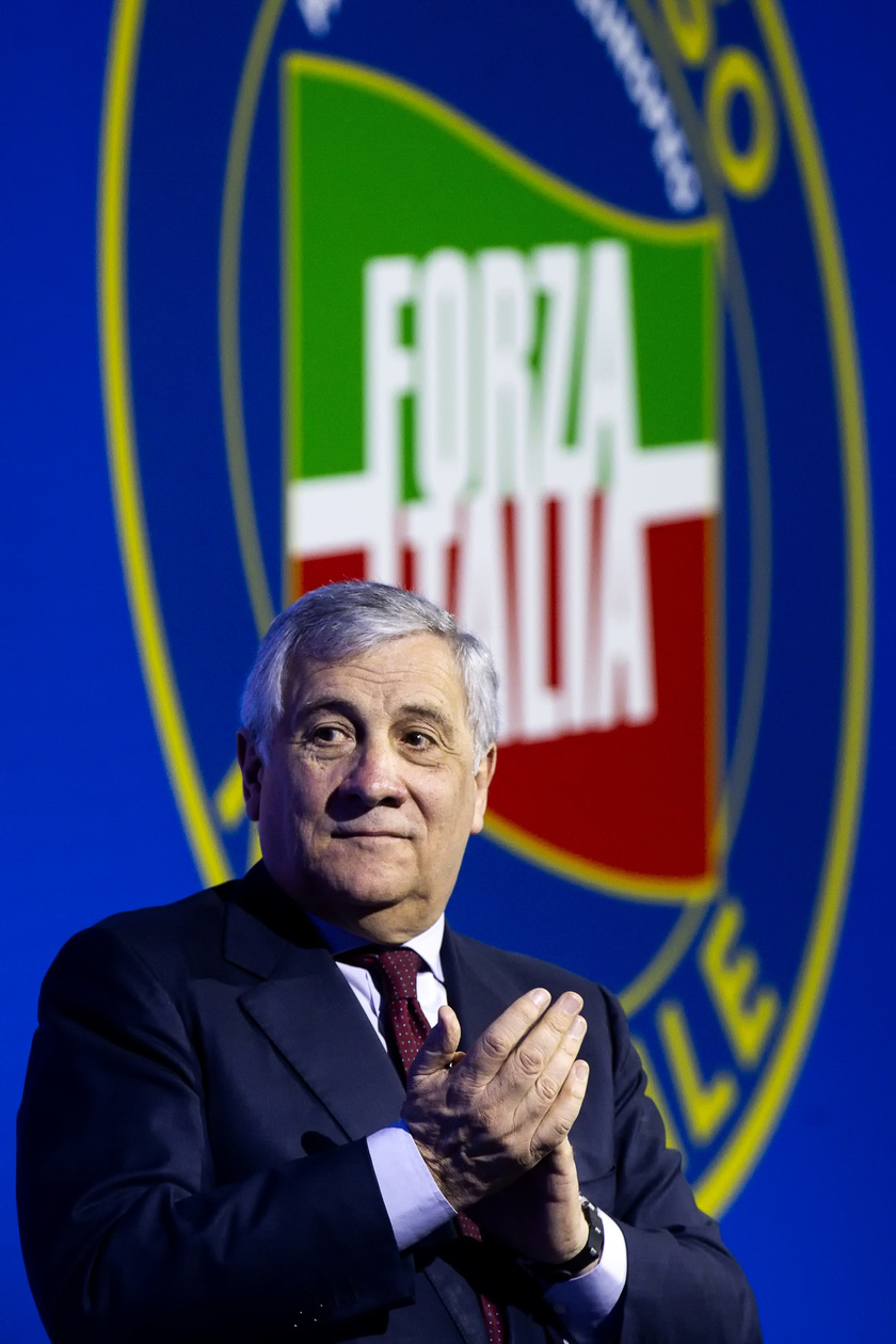 Tajani, a fianco dell 'Ucraina per tutto il tempo necessario - RIPRODUZIONE RISERVATA