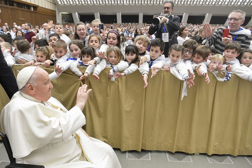 Il Papa ai ragazzi, non lasciatevi condizionare dai like - RIPRODUZIONE RISERVATA