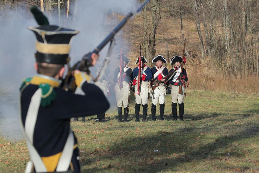 Historical military club members reenact  'Battle of Bergfriede ' in Poland © ANSA/EPA