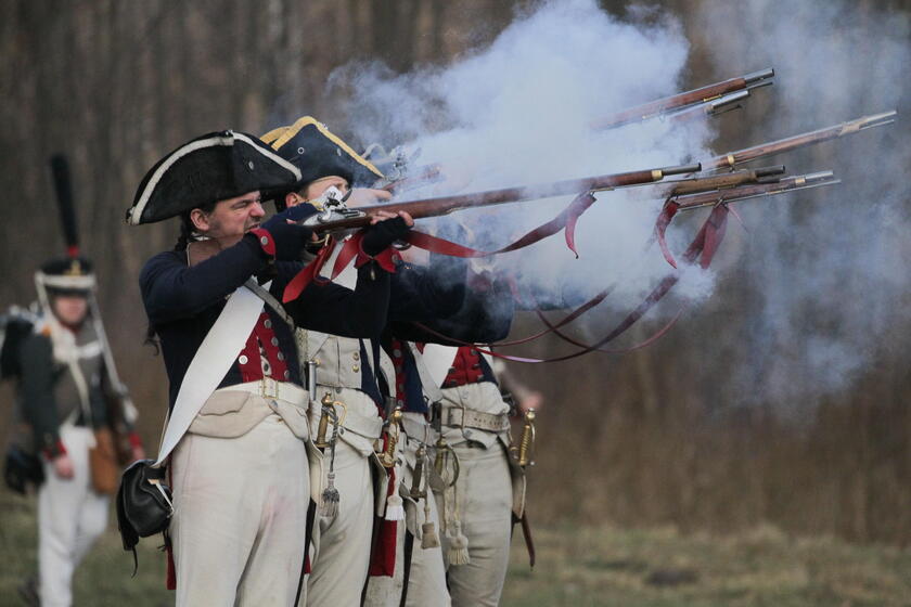 Historical military club members reenact  'Battle of Bergfriede ' in Poland © ANSA/EPA