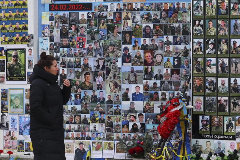 Memorial to fallen Ukrainian soldiers in Kyiv © ANSA/EPA