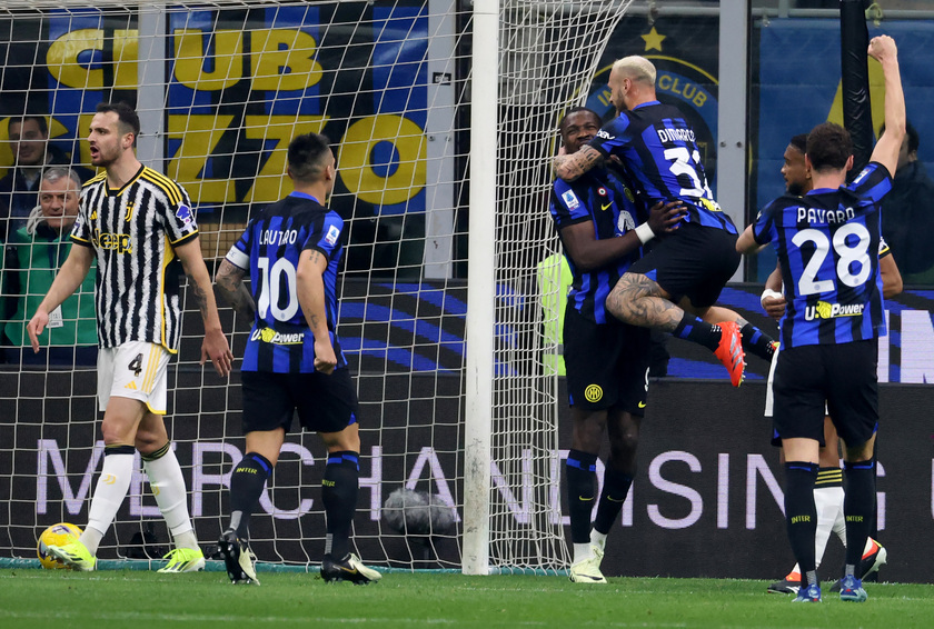 Soccer; serie A: Fc Inter vs Juventus - RIPRODUZIONE RISERVATA