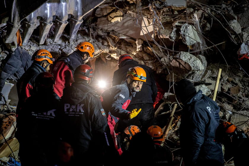 Un anno fa il terremoto nel sudest della Turchia e in Siria - RIPRODUZIONE RISERVATA