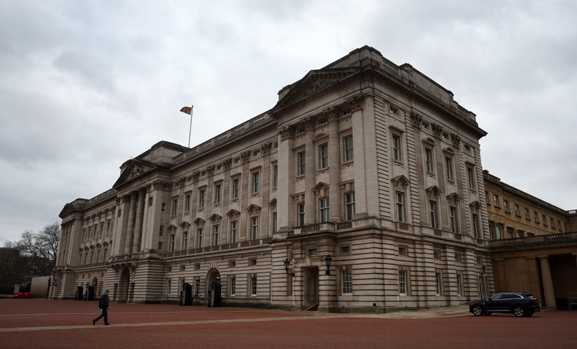 Buckingham Palace announces Britain 's King Charles III is being treated for cancer - RIPRODUZIONE RISERVATA