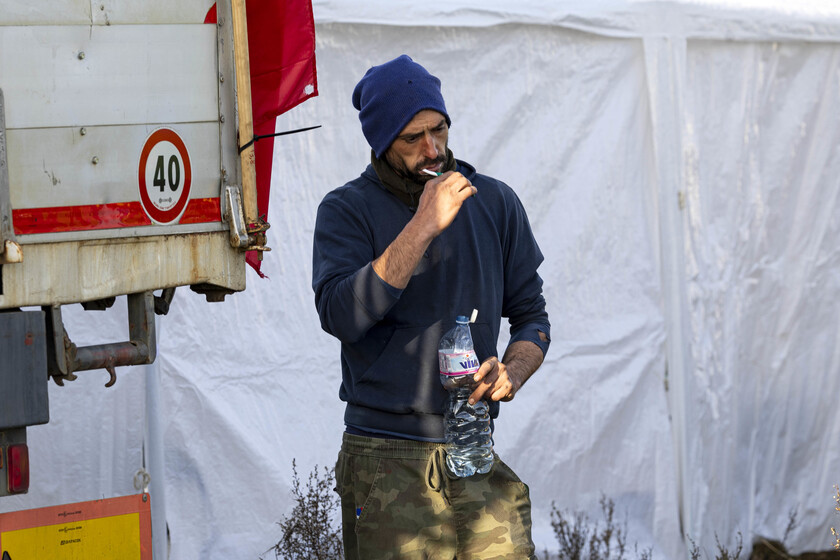 Protesta trattori a Roma - RIPRODUZIONE RISERVATA