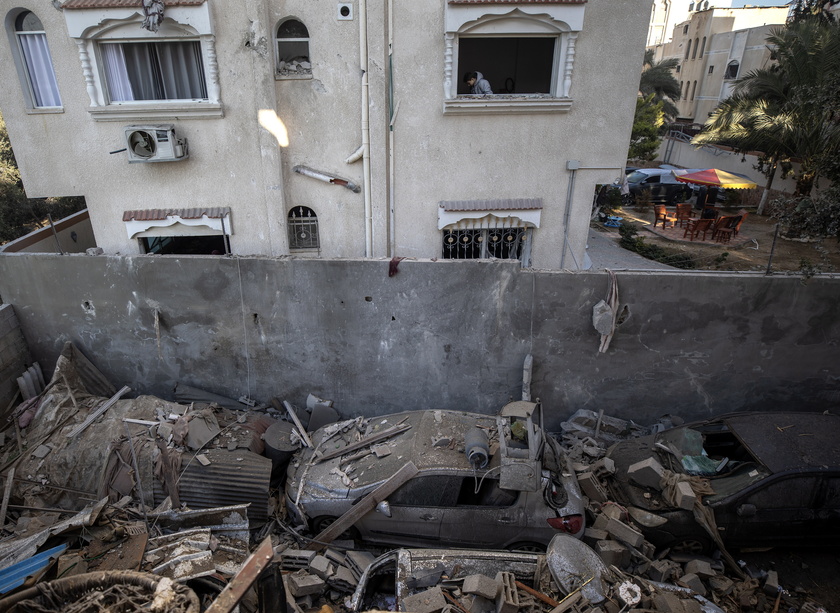 Israel carries out air strike on Rafah refugee camp - RIPRODUZIONE RISERVATA