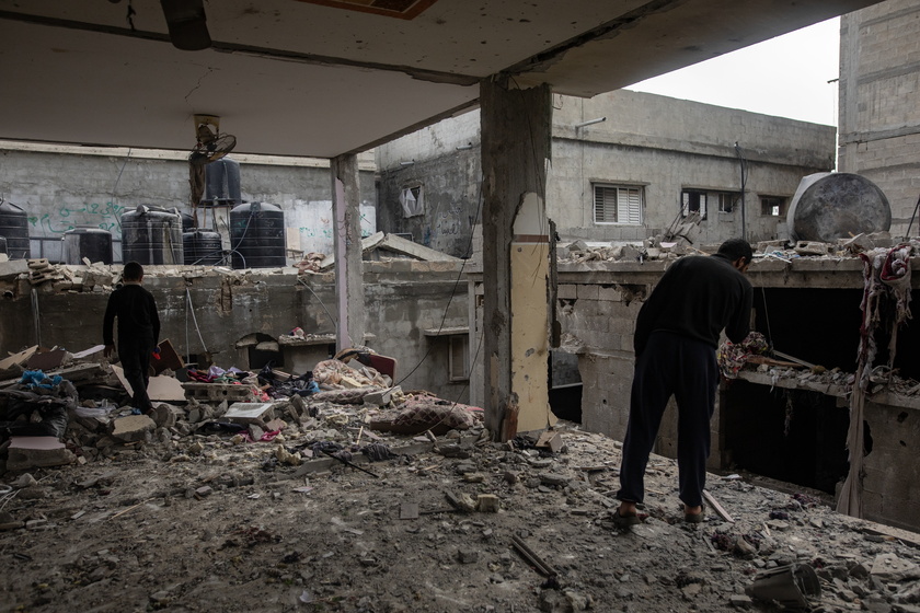 Damage following Israeli strike on Rafah camp, southern Gaza - RIPRODUZIONE RISERVATA