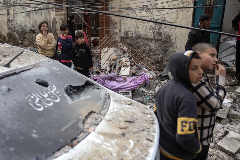 Damage following Israeli strike on Rafah camp, southern Gaza - RIPRODUZIONE RISERVATA